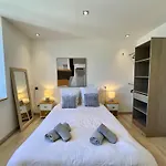 De Robert, Nid De Luxe Au Centre-ville * Gérardmer